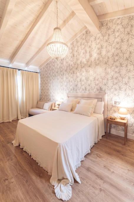 La Casa Del Jardin Villa Candeleda Ngoại thất bức ảnh
